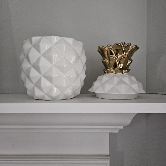 NWT Threshold pineapple jar/cookie jar with lid - Picture 2 of 4